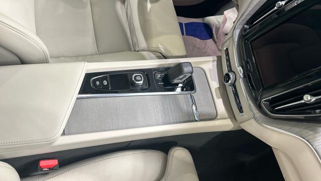Volvo Xc60 T6 Recharge Plus Dark AWD Auto 257 kW (350 CV)