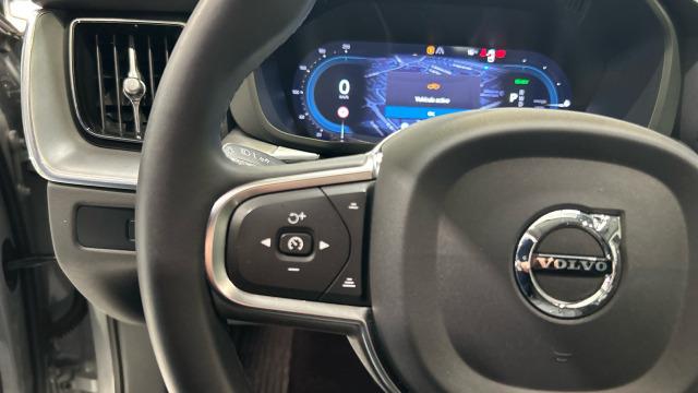 Volvo Xc60 T6 Recharge Core AWD Auto 257 kW (350 CV)