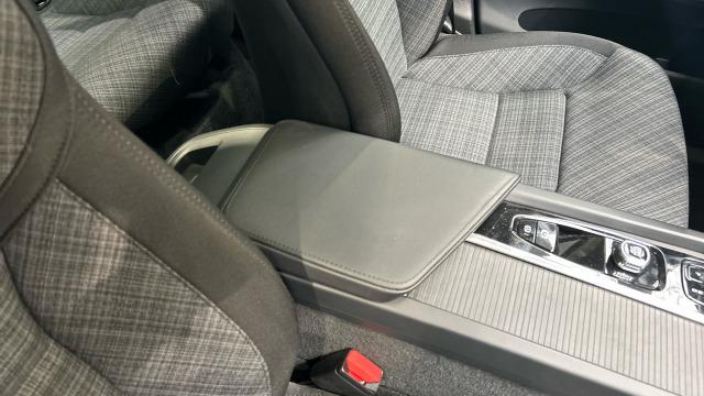 Volvo Xc60 T6 Recharge Core AWD Auto 257 kW (350 CV)