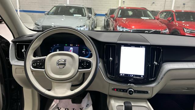Volvo Xc60 T6 Recharge Plus Dark AWD Auto 257 kW (350 CV)