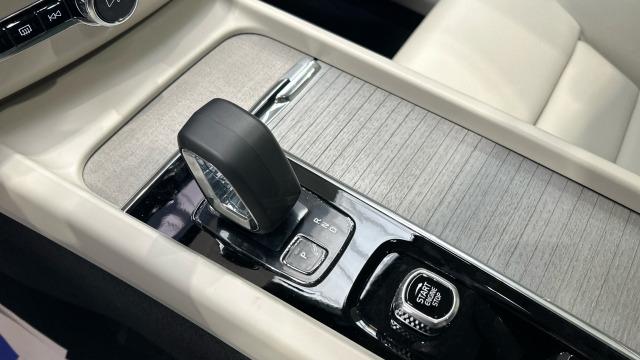 Volvo Xc60 T6 Recharge Plus Dark AWD Auto 257 kW (350 CV)