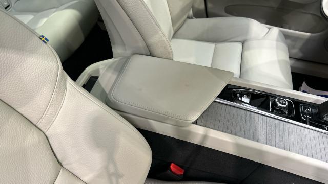 Volvo Xc60 T6 Recharge Plus Dark AWD Auto 257 kW (350 CV)