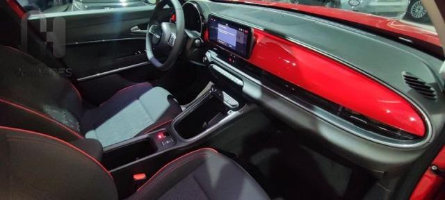 Fiat 600e 54kwh 115kw (156cv) Red