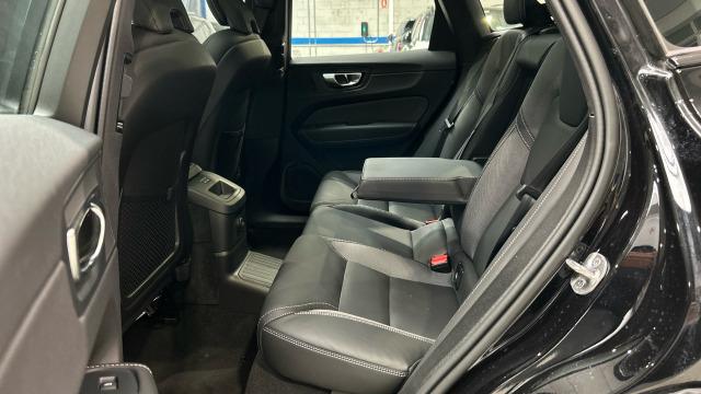 Volvo Xc60 T6 AWD Recharge Ultimate Black Edition AT 257 kW (350 CV)