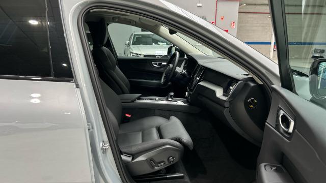 Volvo Xc60 T6 Recharge Plus Dark AWD Auto 257 kW (350 CV)