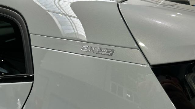 Volvo Ex30 Single Motor Core Auto 200 kW (272 CV)