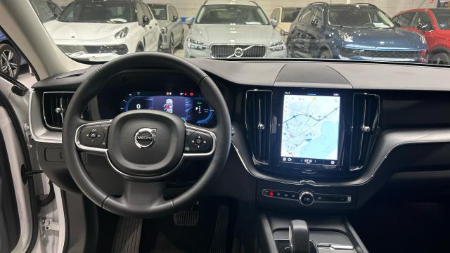 Volvo Xc60 T6 Recharge Core AWD Auto 257 kW (350 CV)