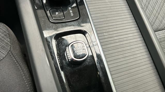 Volvo Xc60 T6 Recharge Core AWD Auto 257 kW (350 CV)