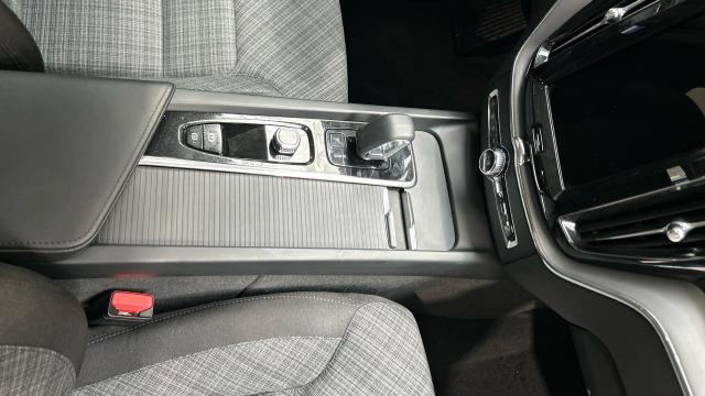 Volvo Xc60 T6 Recharge Core AWD Auto 257 kW (350 CV)