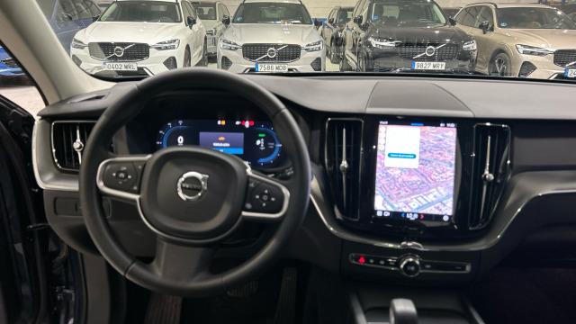 Volvo Xc60 T6 Recharge Core AWD Auto 257 kW (350 CV)