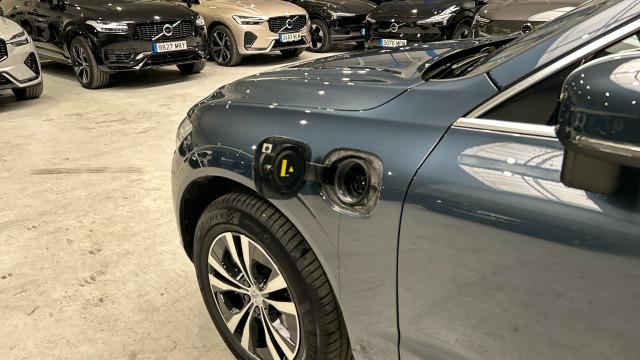 Volvo Xc60 T6 Recharge Core AWD Auto 257 kW (350 CV)