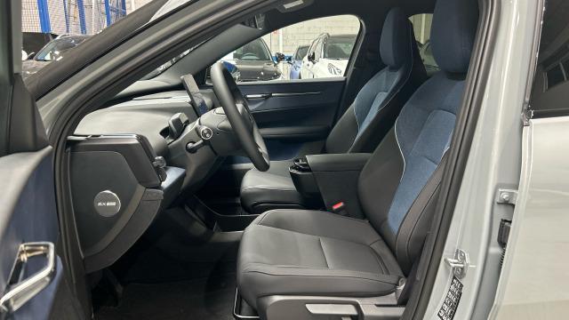 Volvo Ex30 Single Motor Extended Range Plus Auto 200 kW (272 CV)