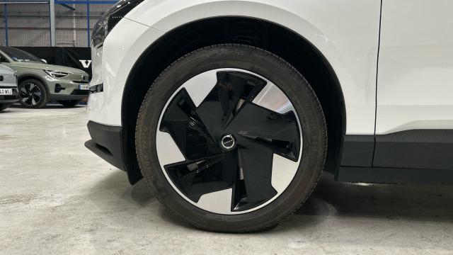 Volvo Ex30 Single Motor Extended Range Plus Auto 200 kW (272 CV)
