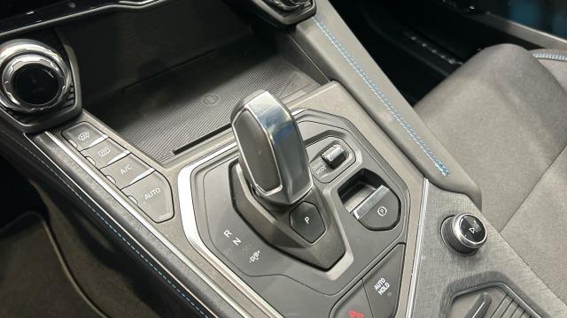 Lynk & Co 01 1.5 PHEV 6.6kW 192 kW (261 CV)