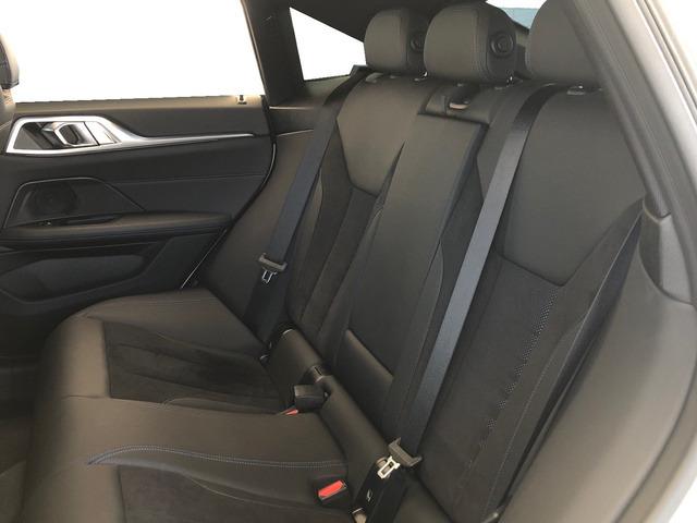 BMW I4 eDrive35 210 kW (286 CV)