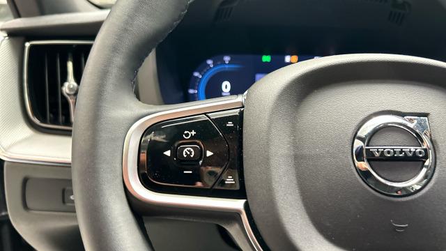 Volvo Xc60 T6 Recharge Plus Dark AWD Auto 257 kW (350 CV)