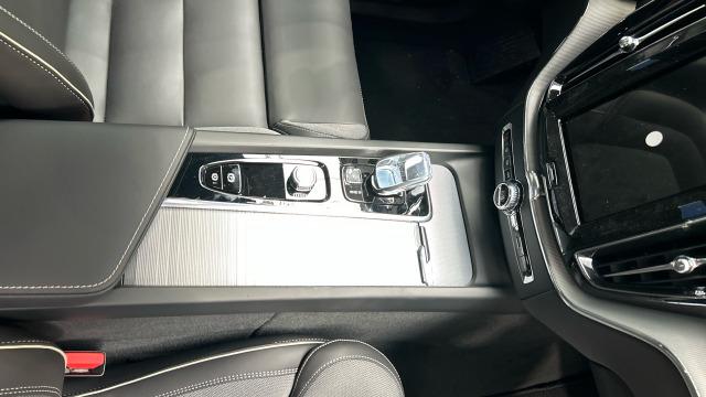 Volvo Xc60 T6 Recharge Plus Dark AWD Auto 257 kW (350 CV)