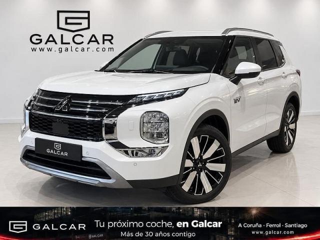 Mitsubishi Outlander PHEV 4WD Kaiteki