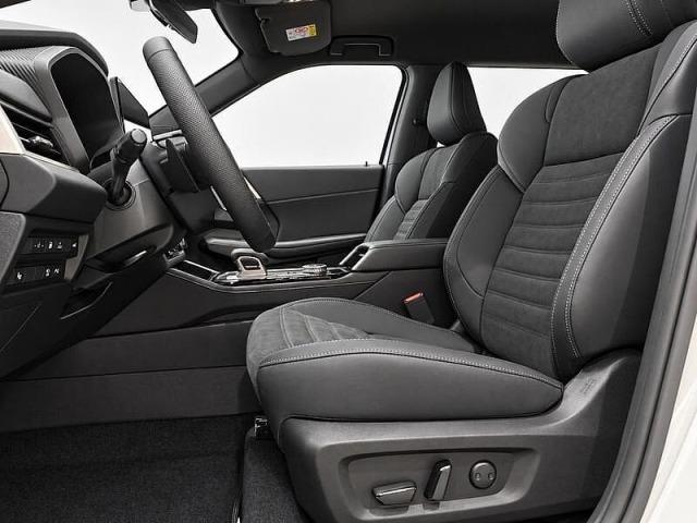 Mitsubishi Outlander PHEV 4WD Kaiteki