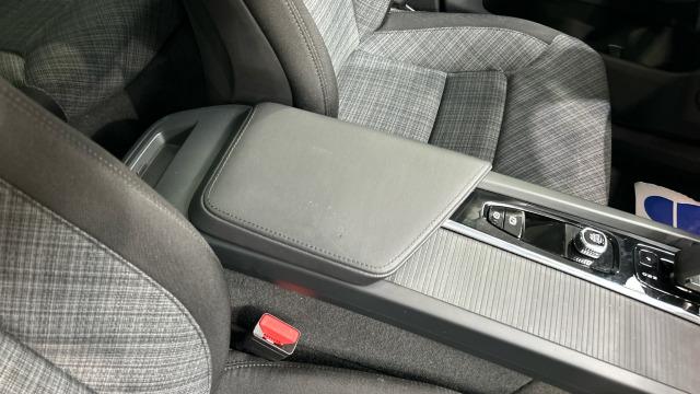 Volvo Xc60 T6 Recharge Core AWD Auto 257 kW (350 CV)