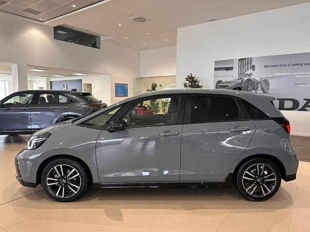 Honda Jazz Hybrid 
