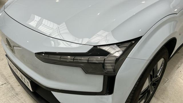 Volvo Ex30 Single Motor Extended Range Core Auto 200 kW (272 CV)
