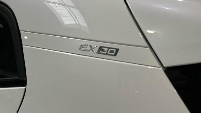 Volvo Ex30 Single Motor Core Auto 200 kW (272 CV)