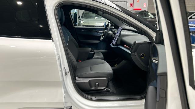 Volvo Ex30 Single Motor Extended Range Ultra Auto 200 kW (272 CV)