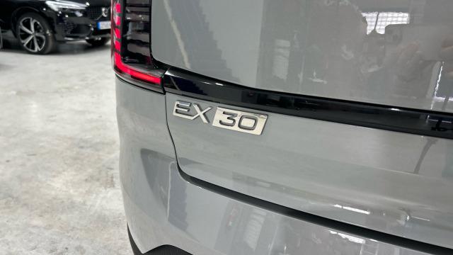 Volvo Ex30 Single Motor Core Auto 200 kW (272 CV)