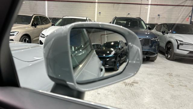 Volvo Xc60 T6 Recharge Core AWD Auto 257 kW (350 CV)