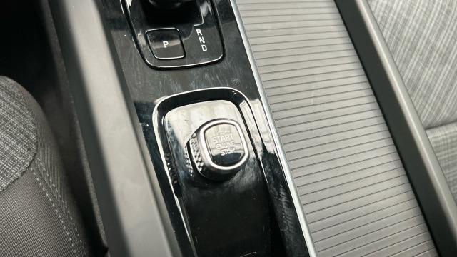 Volvo Xc60 T6 Recharge Core AWD Auto 257 kW (350 CV)