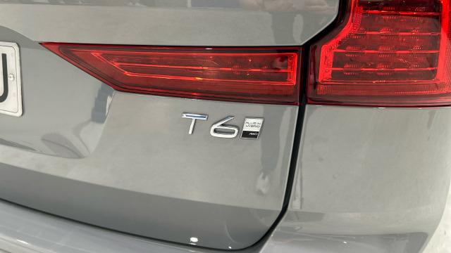 Volvo Xc60 T6 Recharge Core AWD Auto 257 kW (350 CV)