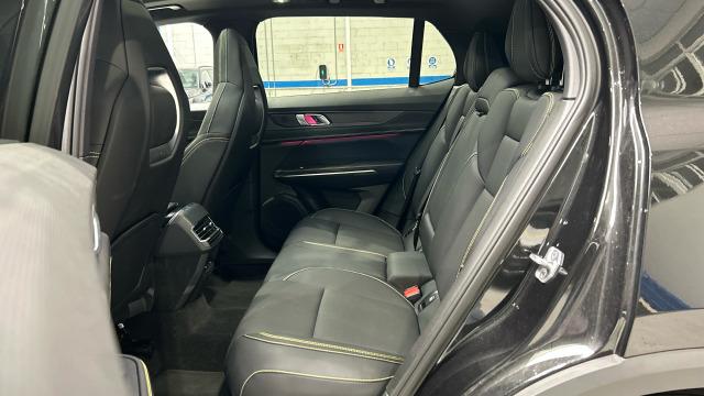 Lynk & Co 01 1.5 PHEV More 203 kW (276 CV)