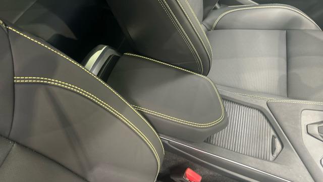 Lynk & Co 01 1.5 PHEV More 203 kW (276 CV)