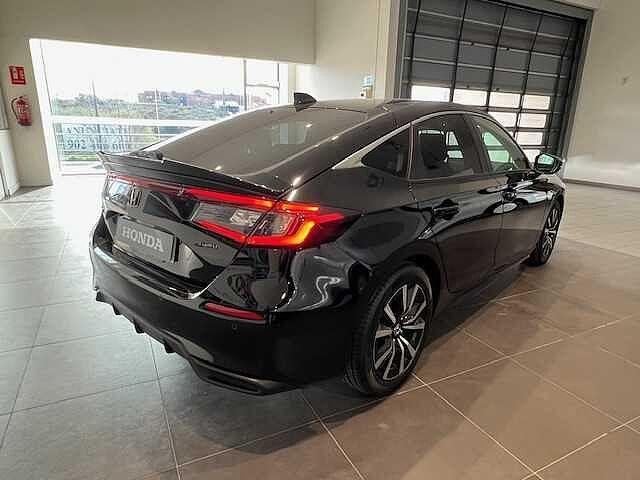 Honda Civic 2.0 i-MMD Elegance
