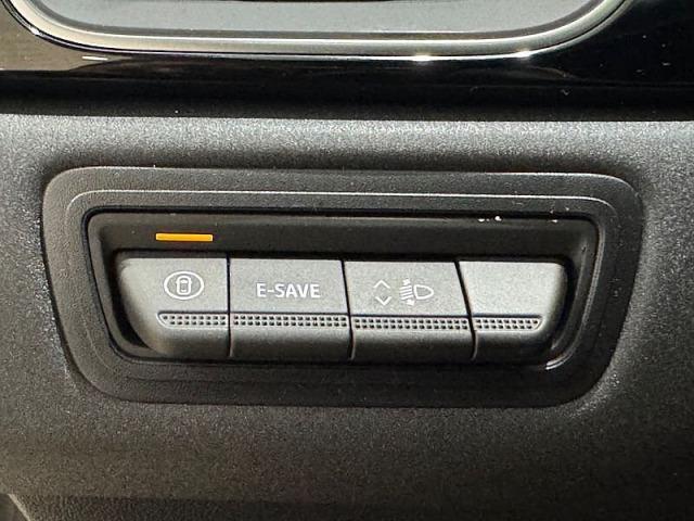 Mitsubishi Grandis 180 HEV Kaiteki