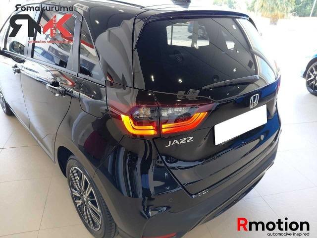 Honda Jazz ADVANCE