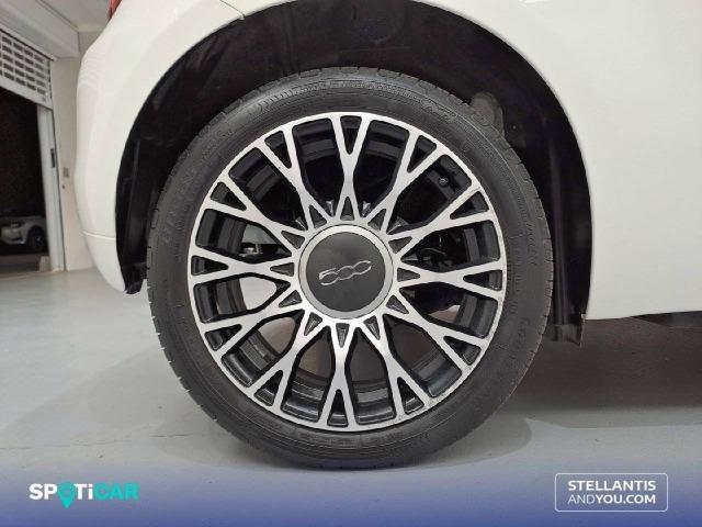 Fiat 500 1.0 Hybrid 51KW (70 CV) Dolcevita