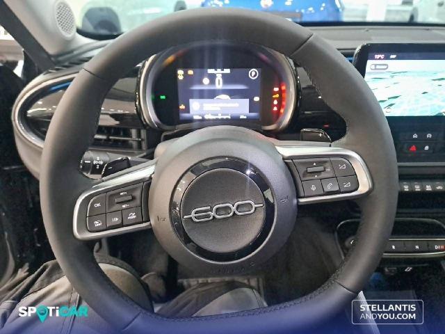 Fiat 600 MHEV  1.2 106kW (145CV) DDCT La prima