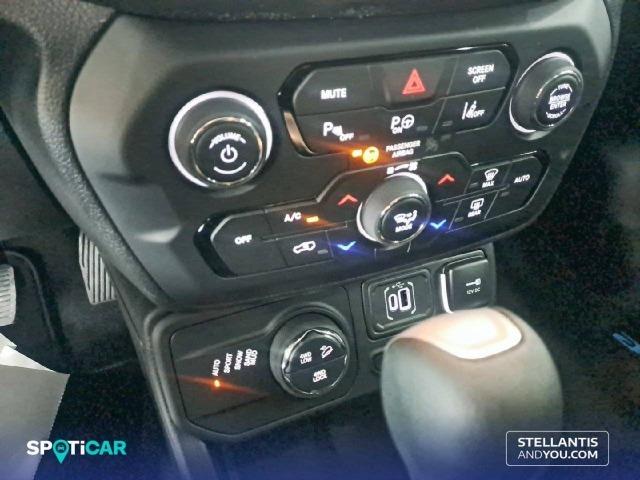 Jeep Renegade 4xe  1.3 PHEV 240hp AT EAWD North Star