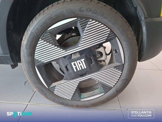 Fiat Grande Panda E  44kWh 83kW (113cv) La Prima