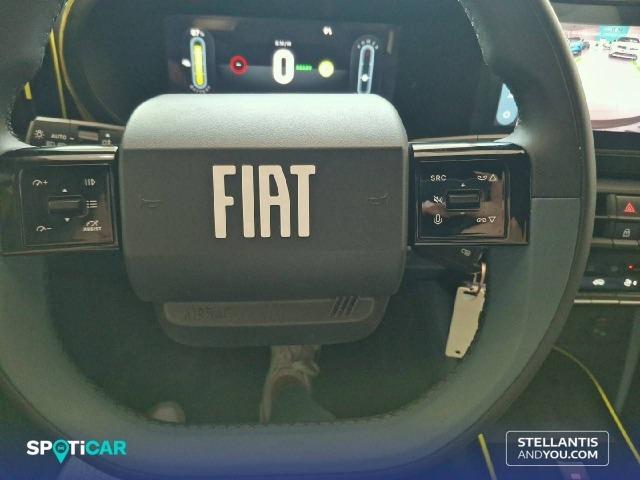 Fiat Grande Panda E  44kWh 83kW (113cv) La Prima