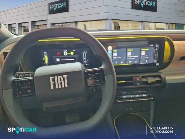 Fiat Grande Panda E  44kWh 83kW (113cv) La Prima