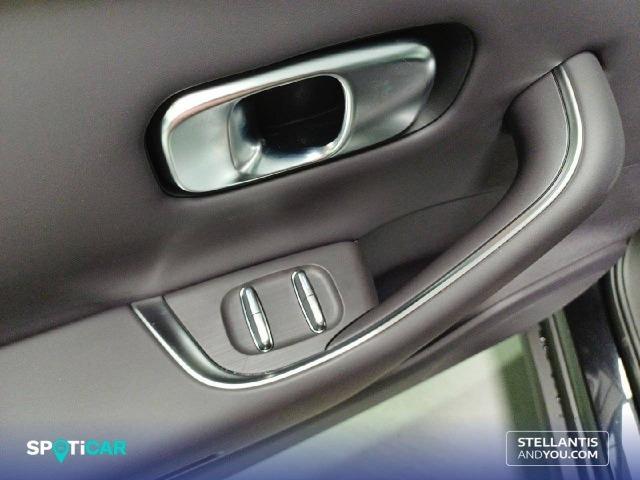 Leapmotor C10 C10 REEV 28.4 kWh  Auto Design