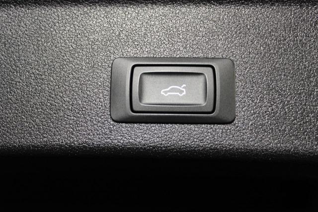 Audi 40 G Tron S Line Edition GNC 170cv S Tronic
