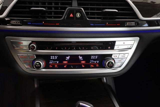 BMW 740 e iPerformance 326cv