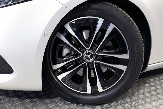 Mercedes Benz A 200 Mild Hybrid 163cv