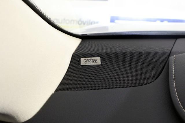 Lexus Luxury 4WD 197cv