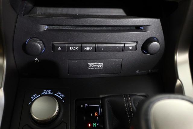 Lexus Luxury 4WD 197cv