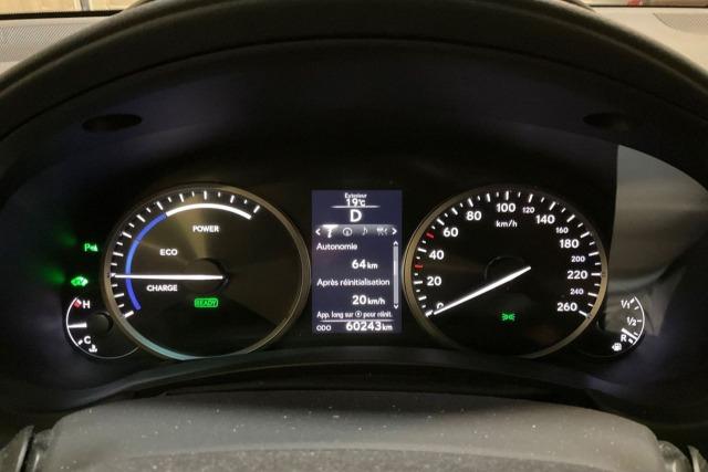 Lexus Luxury 4WD 197cv